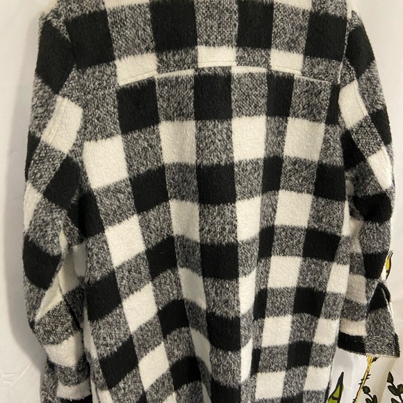 Forever 21 buffalo plaid coat, SZ L - Picture 5 of 6